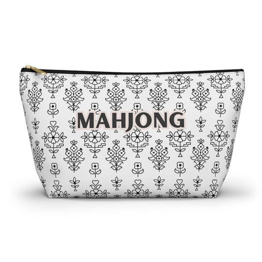 Effortlessly Chic White Mahjong Pouch for Essentials